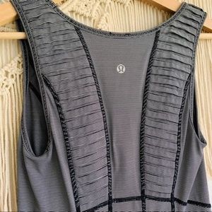 Lululemon Striped Stay On Course Tank Top Size 4